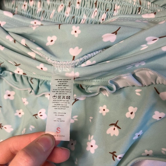 Ruched Top Bikini Set - Picture 5 of 8